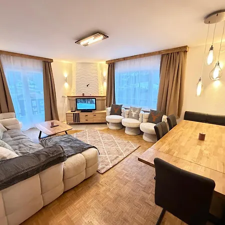 Gruber Alpin Living 솔